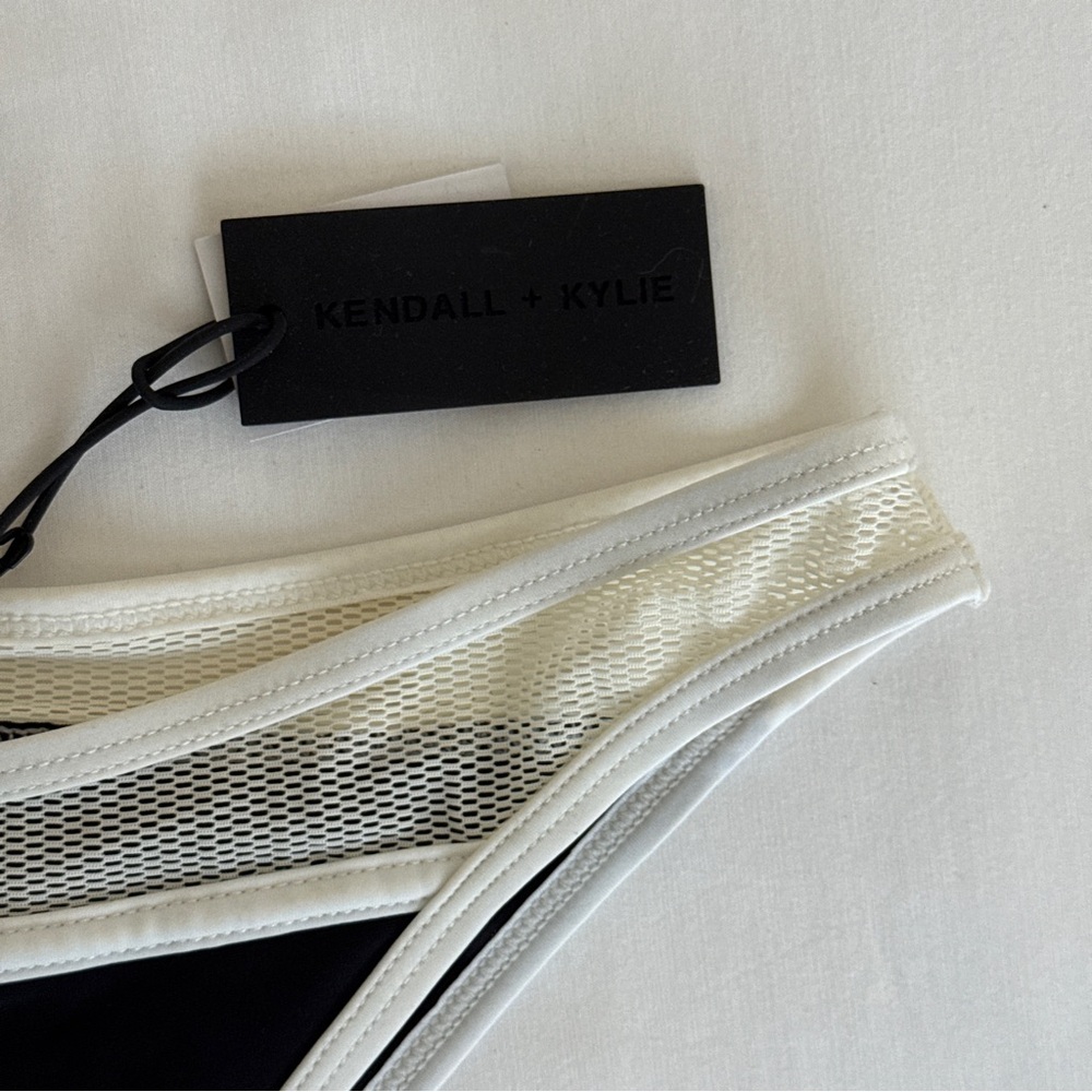 Kendall + Kylie Black and White Mesh Bikini Bottom size L - Picture 3 of 7